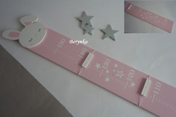 Dřevěné dekorace s hlavou zajíčka