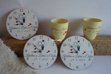 Svatební hodiny - s postavičkami podle oznámení