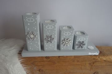 Dřevěný adventní svícen