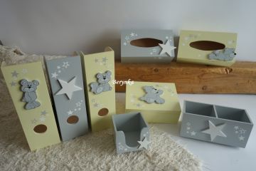 Dekorace šedé a světle žluté s medvídky