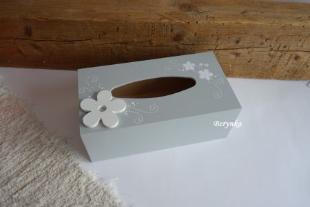 Krabička na kapesníky s kytičkou