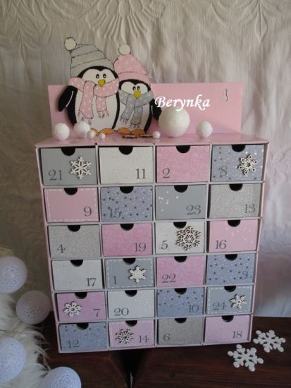 Adventní kalendář růžový s tučňáky