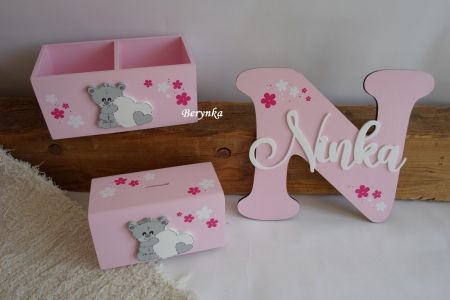 Dekorace v pudrově růžové barvě - s medvídkem se srdíčkem