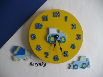 Hodiny s traktorem - kulaté/čtvercové