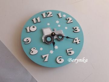 Hodiny s traktorem - kulaté/čtvercové