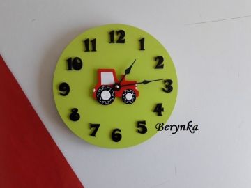 Hodiny s traktorem - kulaté/čtvercové