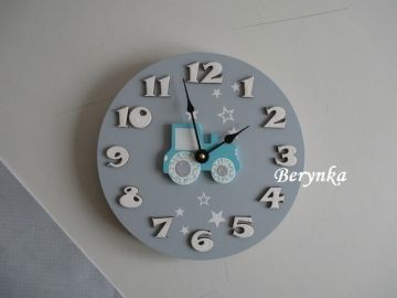 Hodiny s traktorem - kulaté/čtvercové