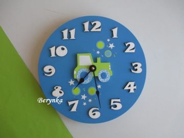 Hodiny s traktorem - kulaté/čtvercové