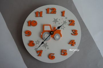 Hodiny s traktorem - kulaté/čtvercové