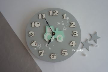 Hodiny s traktorem - kulaté/čtvercové