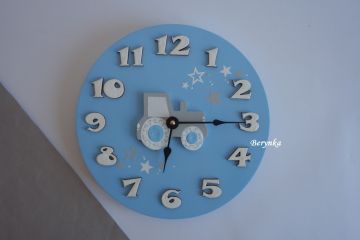 Hodiny s traktorem - kulaté/čtvercové