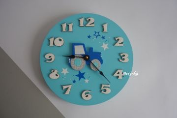 Hodiny s traktorem - kulaté/čtvercové