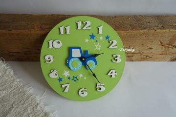 Hodiny s traktorem - kulaté/čtvercové