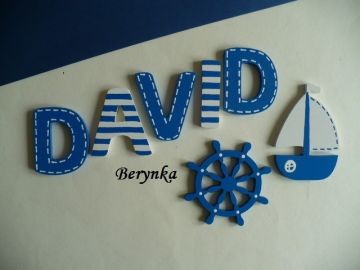 Dřevěná písmenka "s čárkováním"