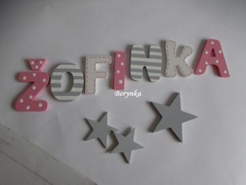 Dřevěná písmenka "s čárkováním"