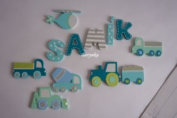 Dřevěná písmenka "s čárkováním"