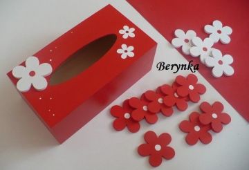 Krabička na kapesníky s kytičkou