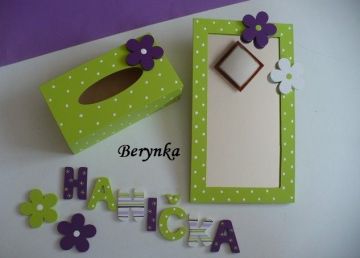 Krabička na kapesníky s kytičkou
