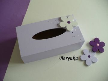 Krabička na kapesníky s kytičkou
