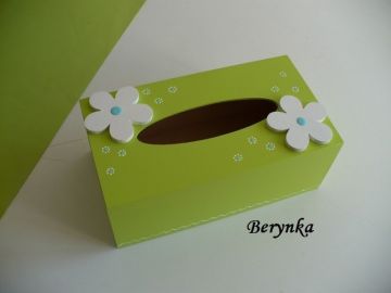 Krabička na kapesníky s kytičkou