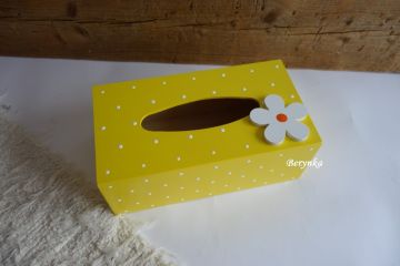 Krabička na kapesníky s kytičkou