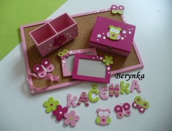 Dřevěné dekorace - růžové se zelenou