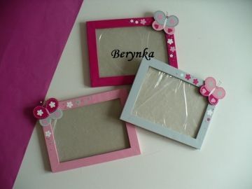 Dřevěný fotorámeček s motýlkem