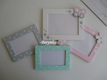 Dřevěný fotorámeček s motýlkem