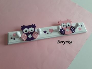 Dětský věšák se sovičkami