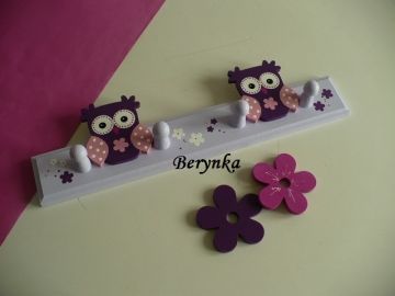 Dětský věšák se sovičkami