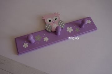 Dětský věšák se sovičkami