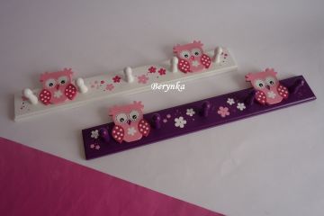 Dětský věšák se sovičkami