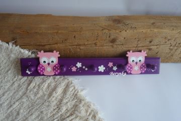 Dětský věšák se sovičkami