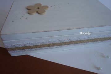 Šperkovnice s kytičkou