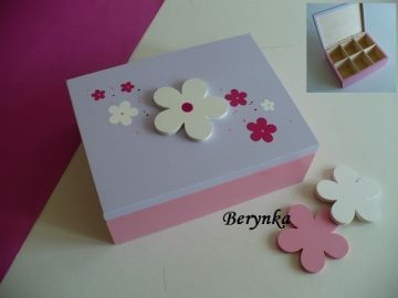 Dřevěné dekorace - malinovo-fialová