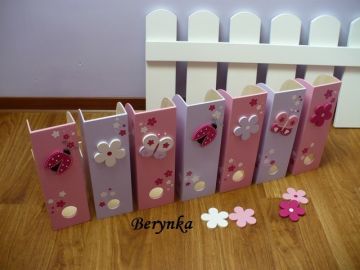 Dřevěné dekorace - malinovo-fialová