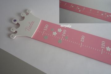 Dětský metr s korunkou