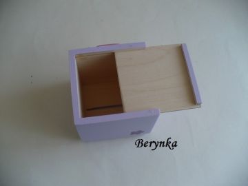 Dřevěná pokladnička s kytičkou