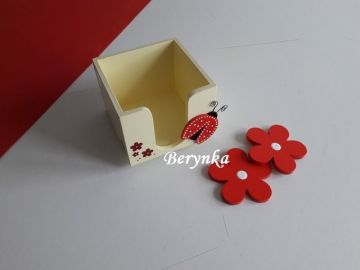 Krabička na poznámkové bločky s beruškou