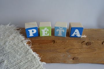 Dřevěné kostičky modro-zelené