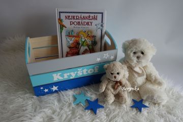 Dřevěná bedýnka se jménem