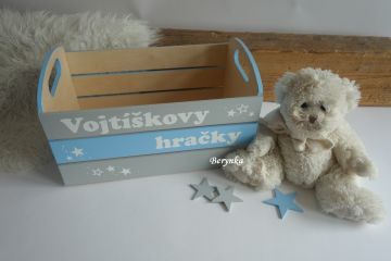 Dřevěná bedýnka se jménem - různé barvy