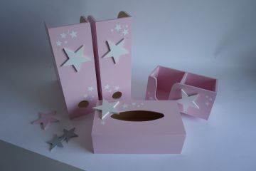 Dřevěné dekorace - pudrově růžové s hvězdičkami