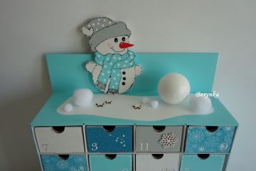 Adventní kalendář *tyrkysový* se sněhulákem - různá provedení