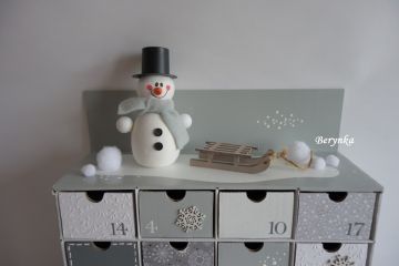 Adventní kalendář *šedý* se sněhulákem - různá provedení