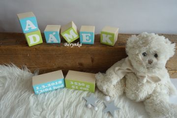 Dřevěné kostičky tyrkysovo-zelené