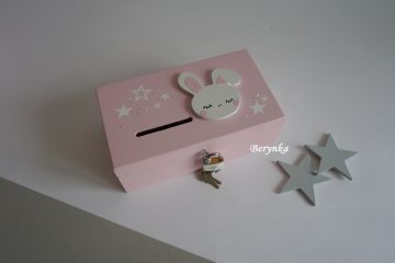 Dřevěná pokladnička s hlavou zajíčka