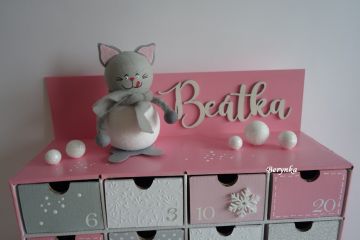 Adventní kalendář růžovo-šedý s kočičkou