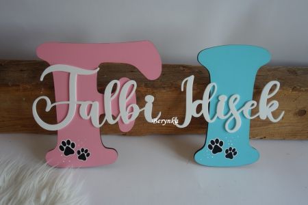 Dřevěné písmeno s ťapkami