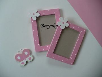 Dřevěný fotorámeček s kytičkou